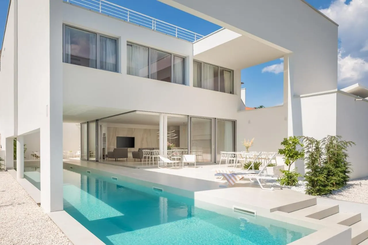 Villa Biancomar Trogir 0*,