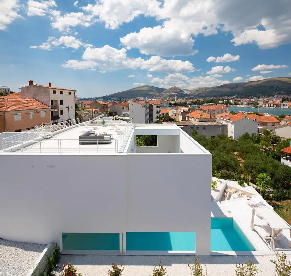 Villa Biancomar Trogir 0*,
