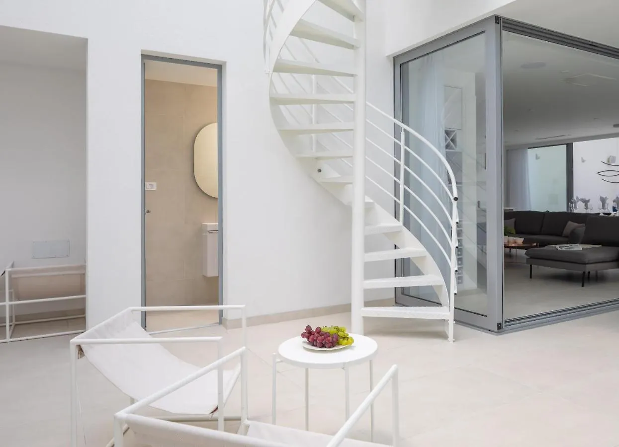 Villa Biancomar Trogir 0*,